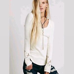 Free People Masquerade Cuff Lace Thermal Top Sz L Cream Boho Embellished Waffle